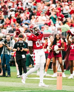 Image post by @lincolnfinancialfield on Instagram