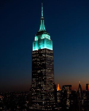 Image post by @empirestatebldg on Instagram