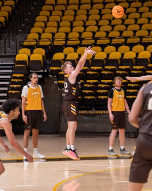 Image post by @wyo_mbb on Instagram
