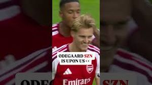 Video post by @meninblazers on YouTube