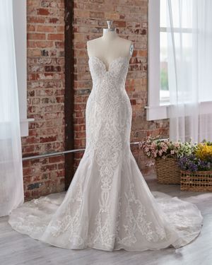 Image post by @maggiesotterodesigns on Instagram