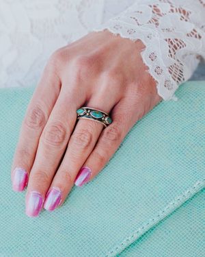 Image post by @shopfillyflair on Instagram