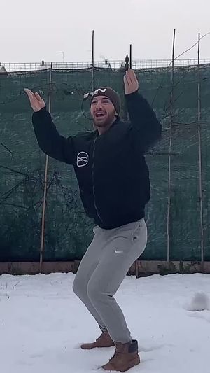 Video post by @leoucifero on TikTok
