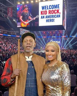 Image post by @realdlhughley on Instagram