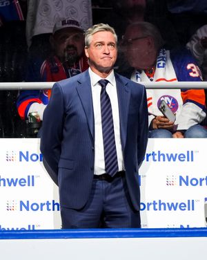 Image post by @nyislanders on Instagram