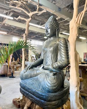 Image post by @homedesignstoremiami on Instagram