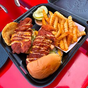 Image post by @daveshotchicken on Instagram
