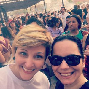 Image post by @vanessakrongold on Instagram