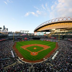 Image post by @tmobilepark on Instagram