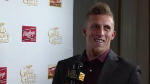 Video post by @rawlingssportinggoods on YouTube