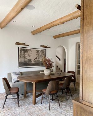 Image post by @shoppeamberinteriors on Instagram