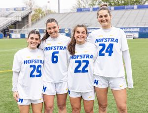 Image post by @hofstra_wlax on Instagram