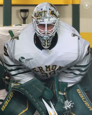 Image post by @uvmmhockey on Instagram