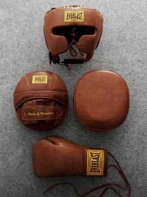 Image post by @everlast on Instagram