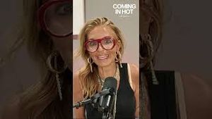 Video post by @shop.with.caroline on YouTube
