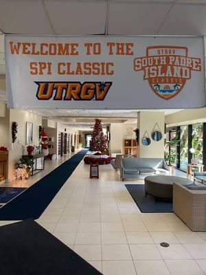 Image post by @UTRGVwbb on Facebook