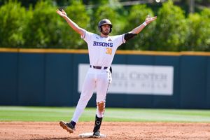 Image post by @NCAABaseball on Twitter