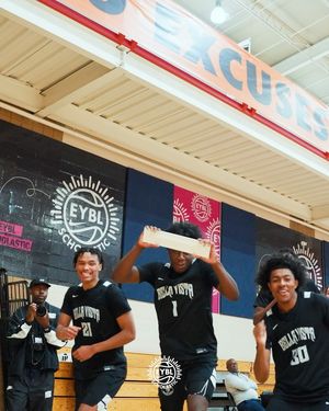 Image post by @nikeeyb on Instagram