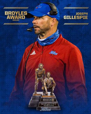 Image post by @TulsaFootball on Twitter