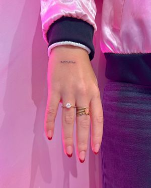 Image post by @jennifer.tinytattoo on Instagram