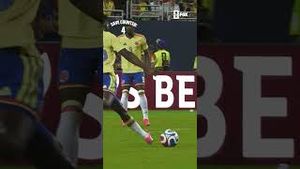 Video post by @FOX Soccer on YouTube
