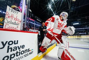 Image post by @griffinshockey on Twitter