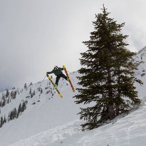 Image post by @j_skis on Instagram
