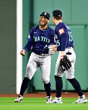 Image post by @Mariners on Twitter
