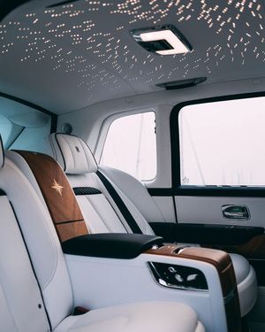 Image post by @rollsroycecarsna on Instagram