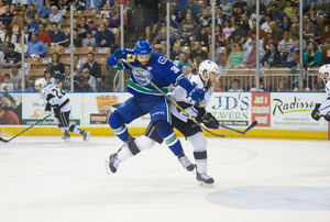 Image post by @uticacomets on Instagram