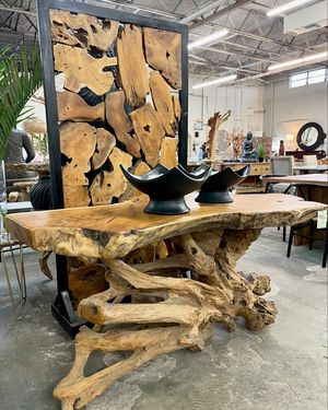 Image post by @homedesignstoremiami on Instagram