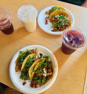 Image post by @rojosmexicanfood on Instagram