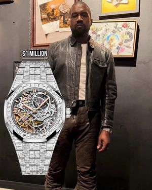 Image post by @celebwatchspotter on Instagram