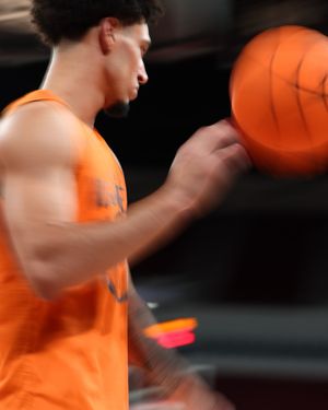 Image post by @vol_hoops on Instagram