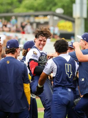 Image post by @WisconsinTimberRattlers on Facebook