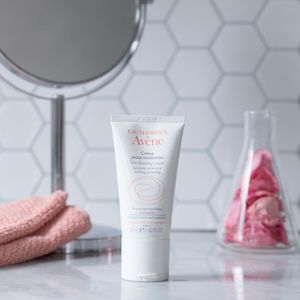 Image post by @aveneusa on Instagram