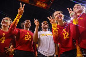 Image post by @uscwomensvolley on Instagram