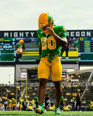 Image post by @oregonfootball on Instagram