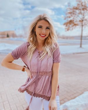 Image post by @shopfillyflair on Instagram