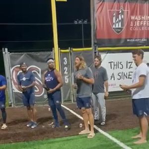 Image post by @gatewaygrizzlies on Instagram