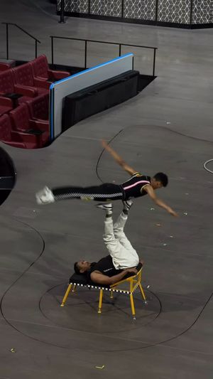 Image post by @madapple.cirquedusoleil on Instagram