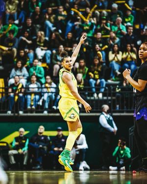 Image post by @tayaahanson on Instagram