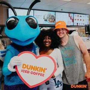 Image post by @hornets on Twitter