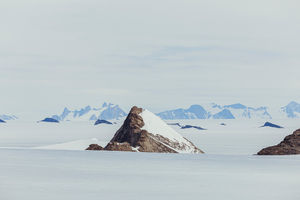Image post by @white.desert.antarctica on Instagram