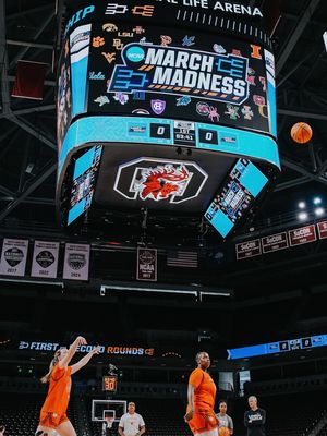 Image post by @clemsonwbb on Instagram