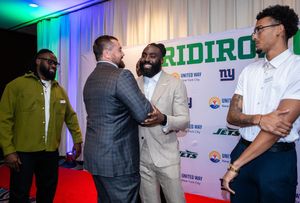 Image post by @demariodavis on Instagram