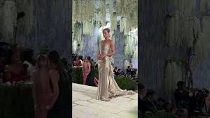 Video post by @elle on YouTube