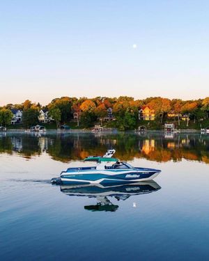 Image post by @malibuboats on Instagram