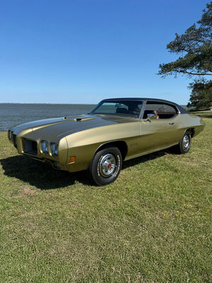 Video post by @barrettjacksontv on TikTok