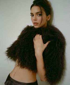 Image post by @jenatkinhair on Instagram